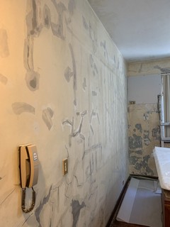 台北市中正區金華街補土，刷乳膠漆