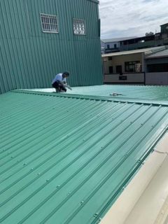 三重頂樓防水，鉄皮刷漆